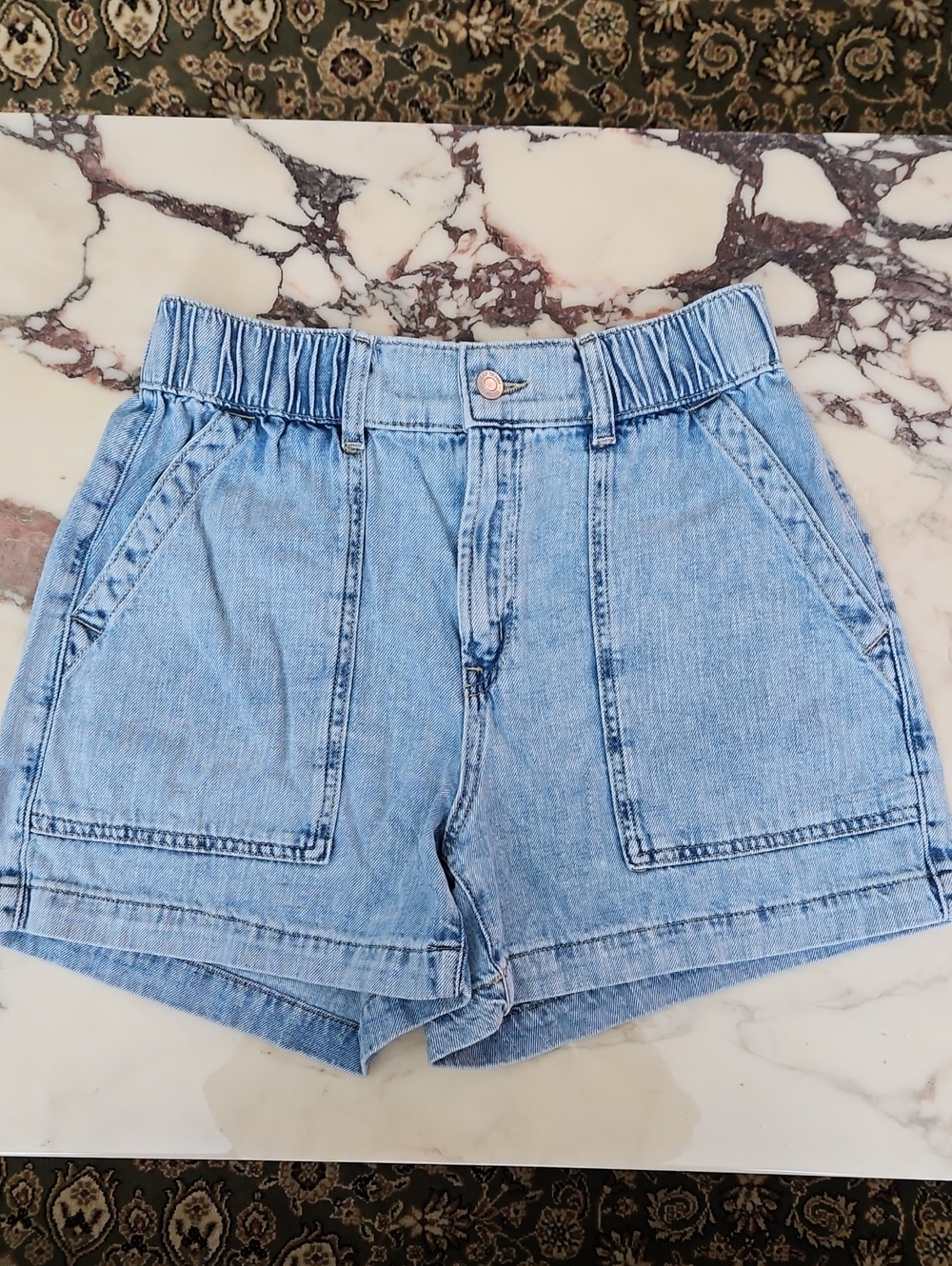 GAP Light Wash Elastic Waist Denim Shorts